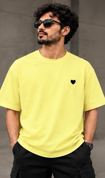 Anatomy of Mom’s Heart Graphic T-Shirt – Pale Yellow